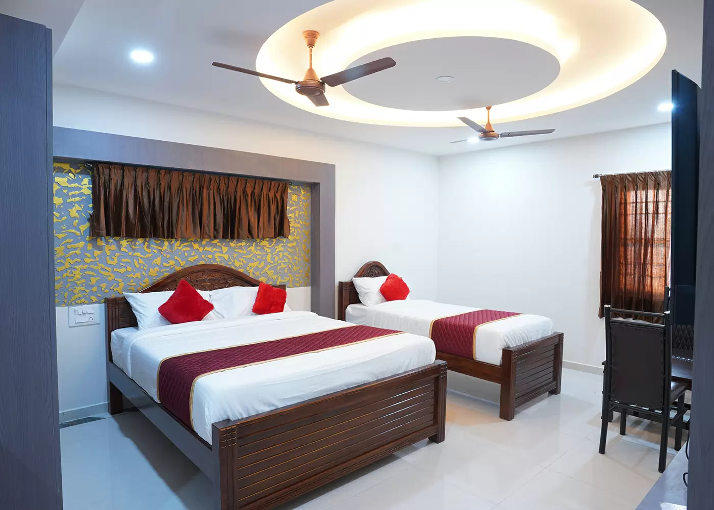 Sankar Classic - Deluxe Rooms - 1