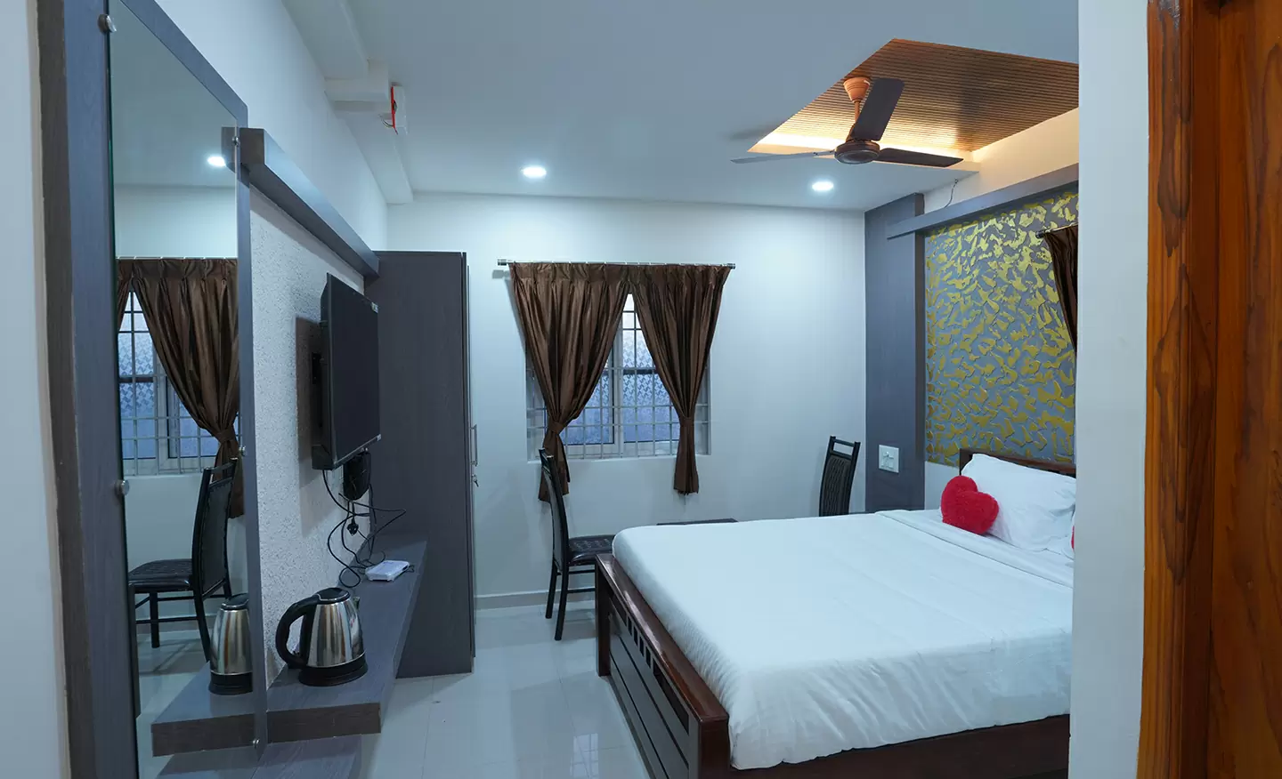 Sankar Classic Dharmapuri - Superior Rooms - top